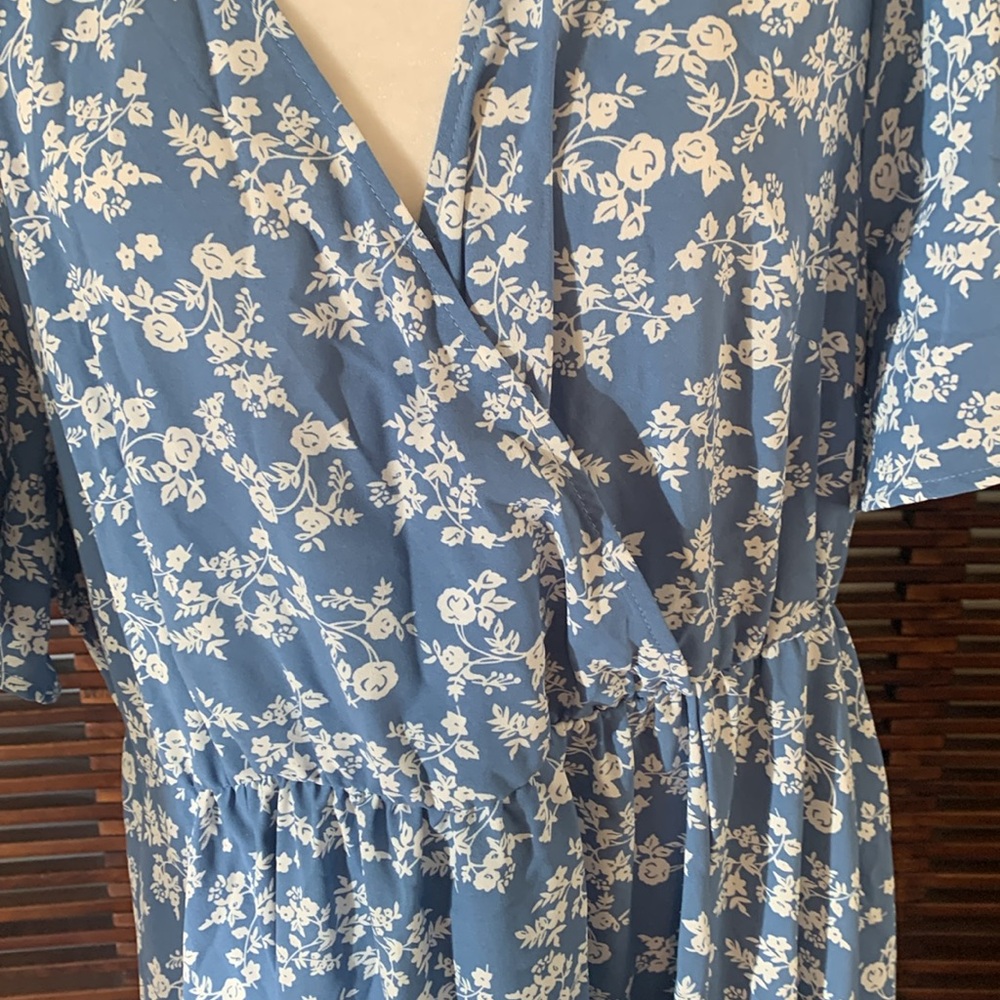 BloomChic maxi dress - Picture 2 of 13